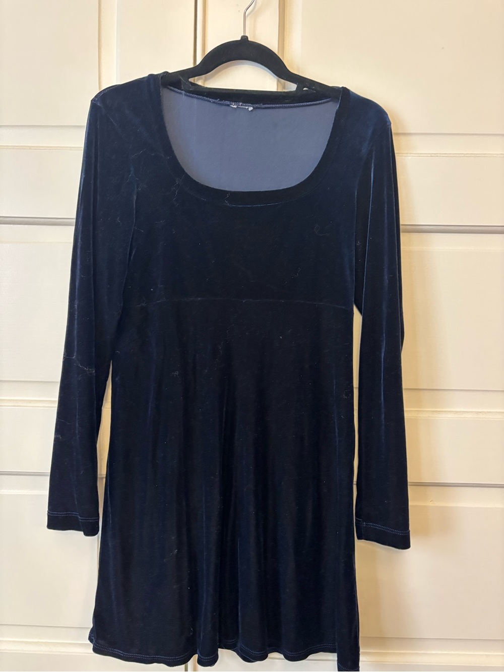 Black Velvet Long Sleeve Scoop Neck Dress